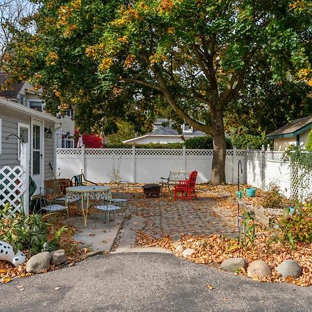 Charlevoix House - The Northside Bed & Breakfast Exterior photo